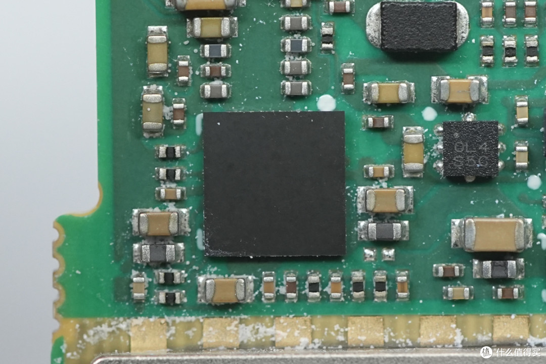 海信集成光引擎加持,ACTransceiver 800G光模拆解