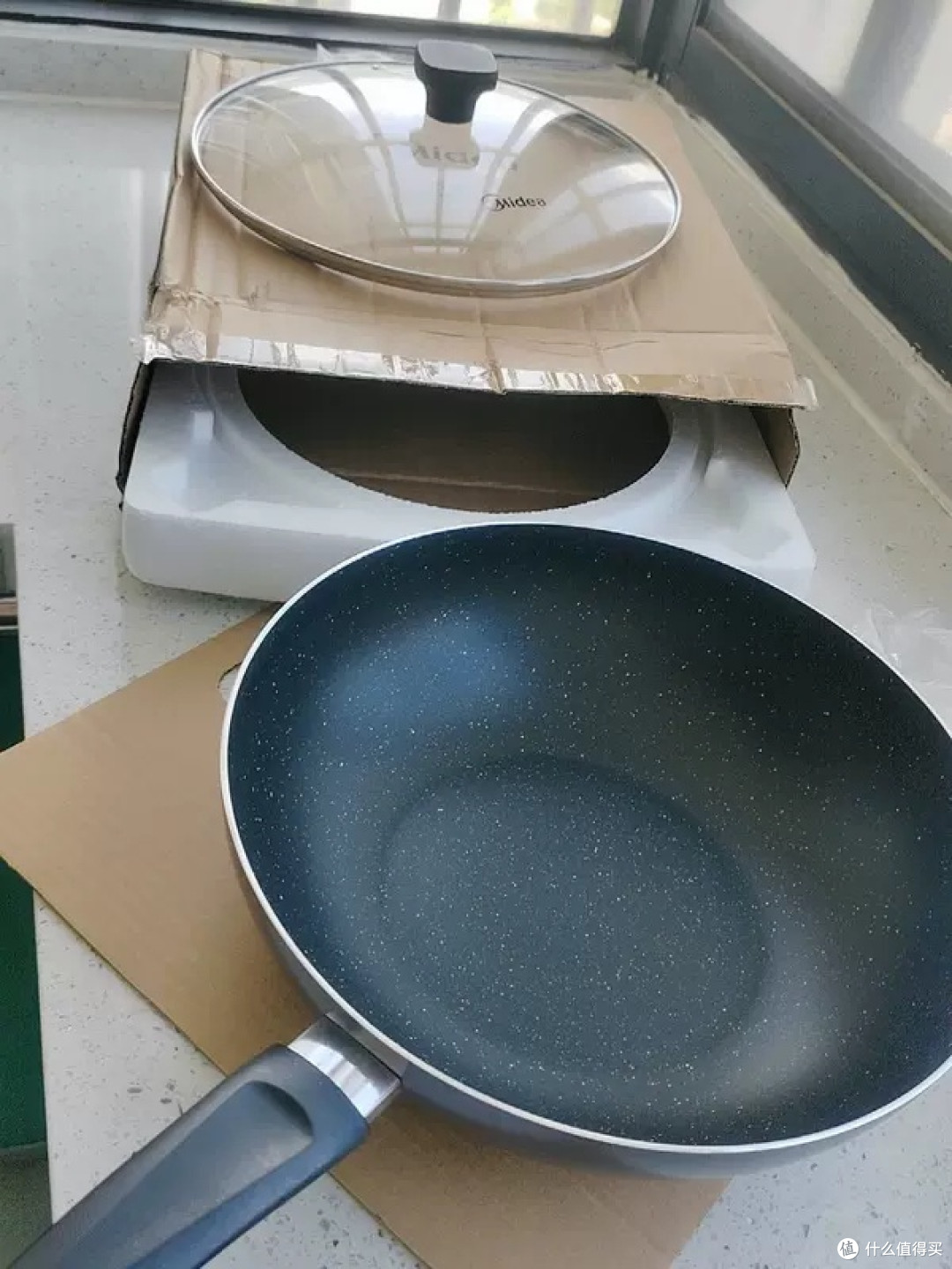 美的火红点聚油煎锅开箱实测
