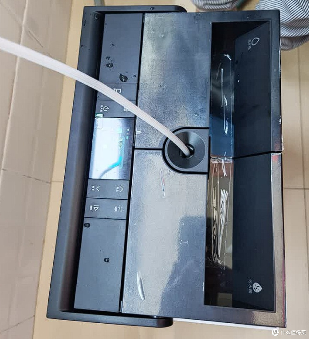 告别爬窗危险！科沃斯W3让高空清洁更安心
