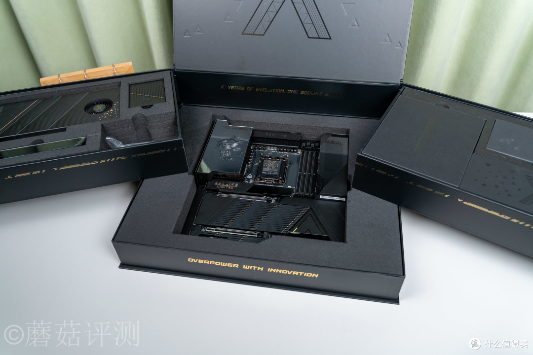 AM5的终极形态?微星MEG X870E GODLIKE X EDITION超神十周年主板