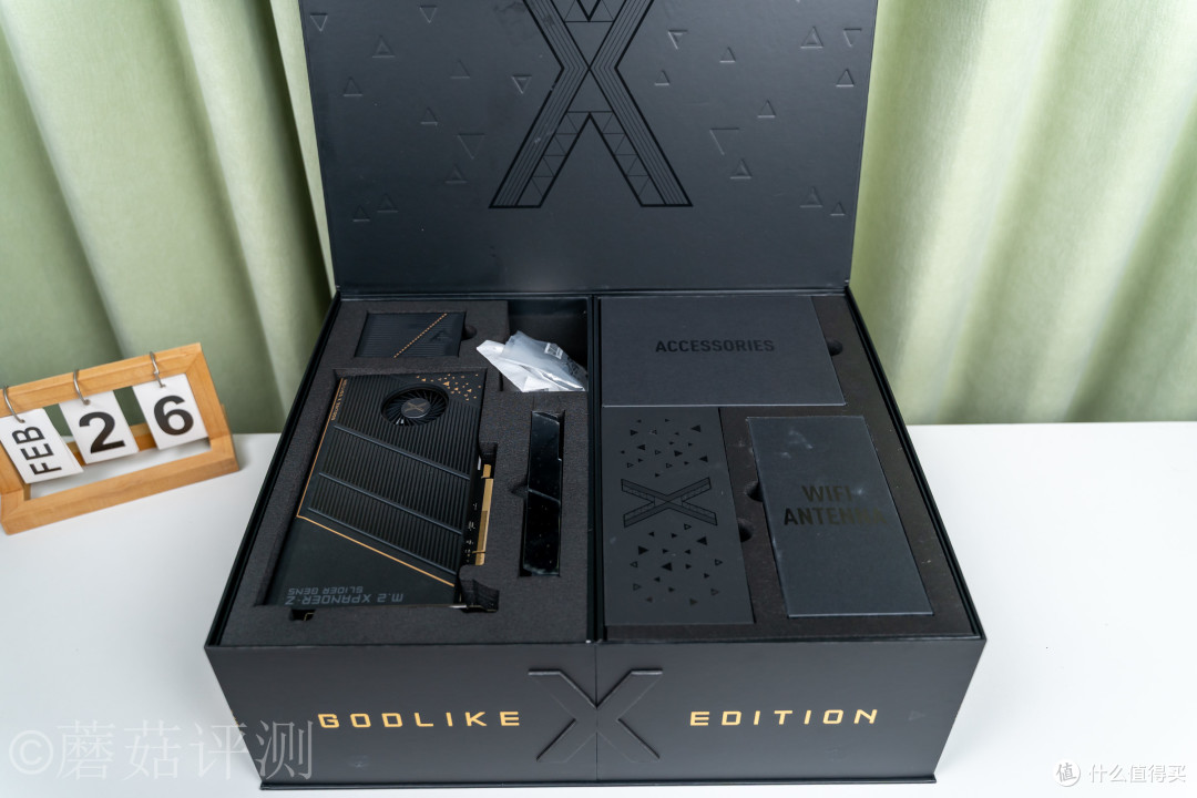 AM5的终极形态?微星MEG X870E GODLIKE X EDITION超神十周年主板
