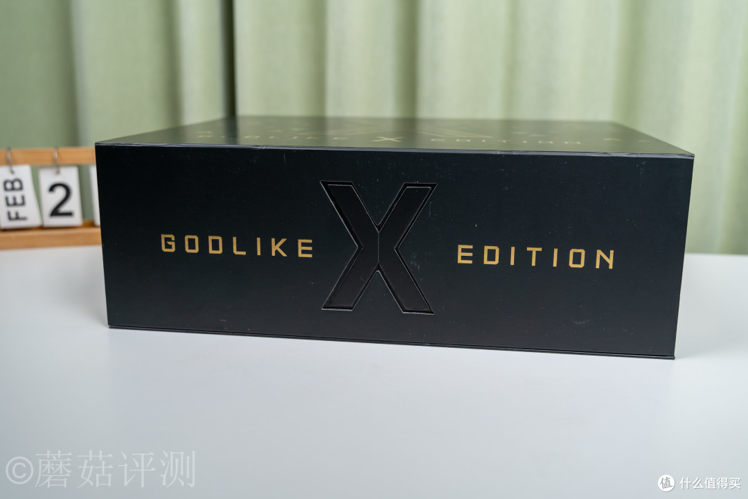 AM5的终极形态?微星MEG X870E GODLIKE X EDITION超神十周年主板