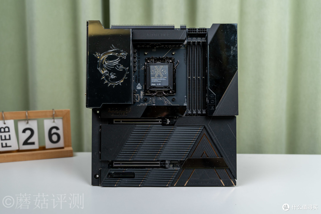 AM5的终极形态?微星MEG X870E GODLIKE X EDITION超神十周年主板