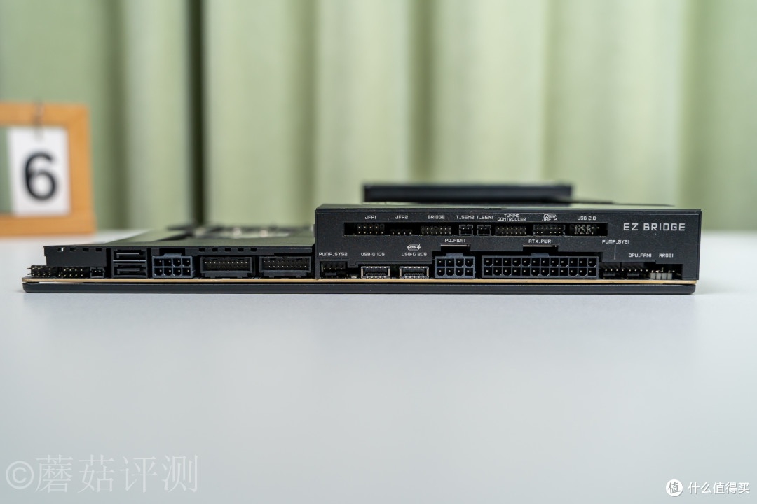 AM5的终极形态?微星MEG X870E GODLIKE X EDITION超神十周年主板