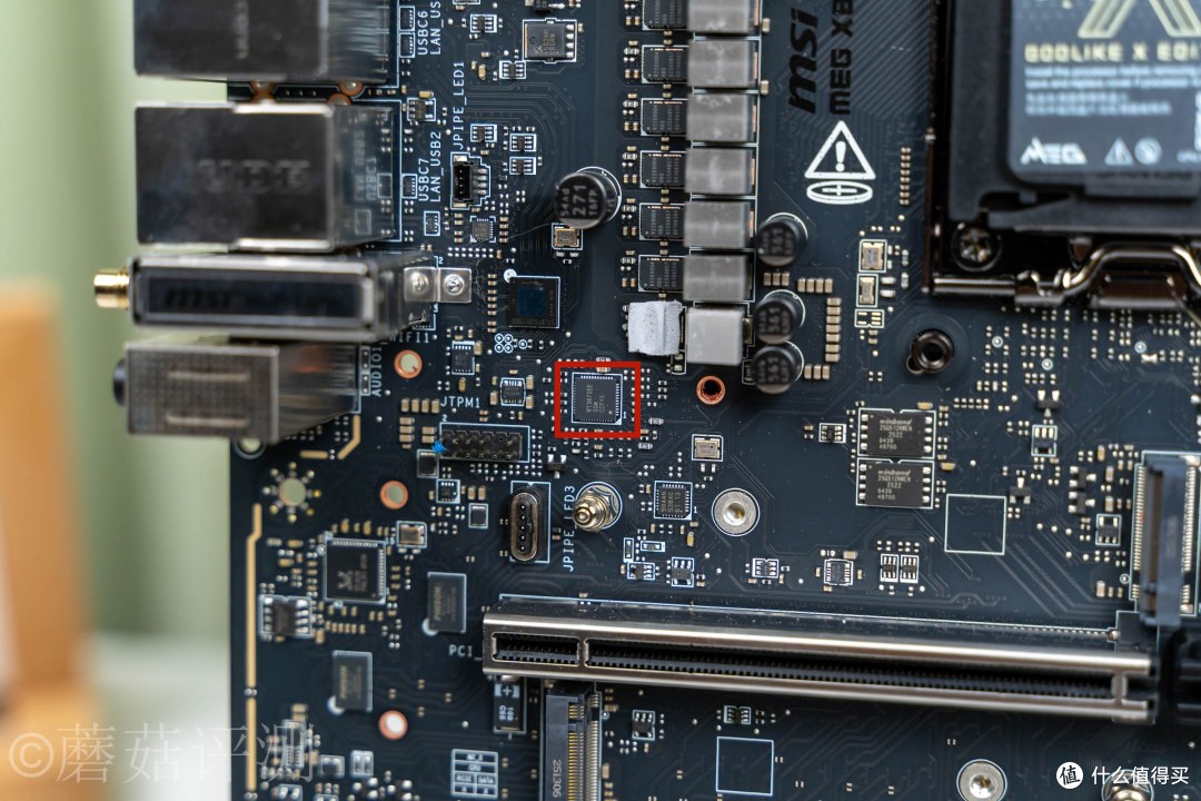 AM5的终极形态?微星MEG X870E GODLIKE X EDITION超神十周年主板
