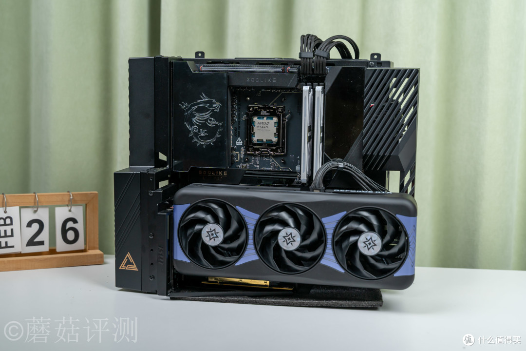 AM5的终极形态?微星MEG X870E GODLIKE X EDITION超神十周年主板