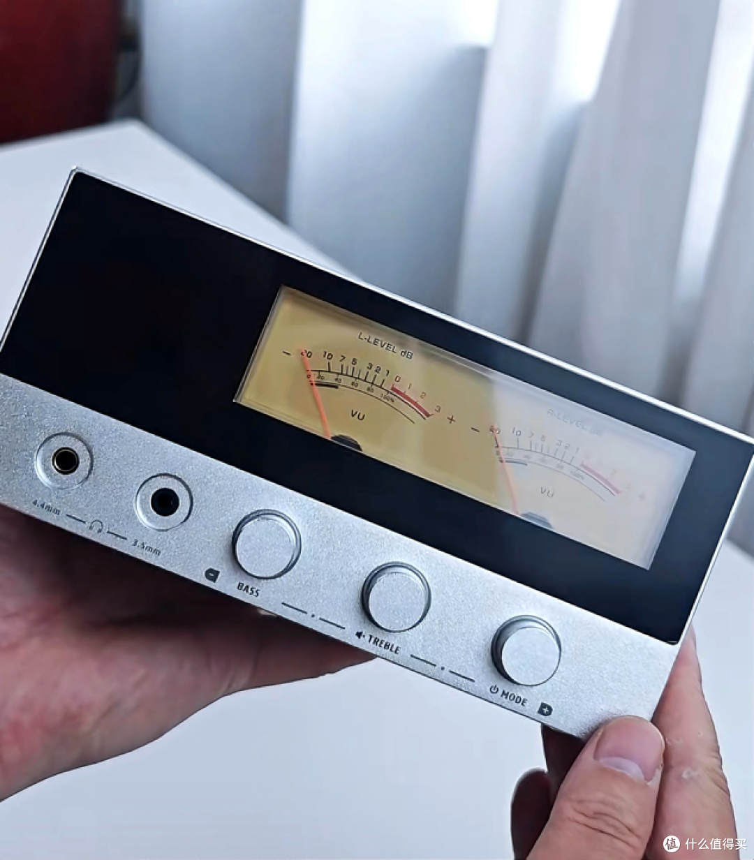 桌面退烧新答案：SUCA AUDIO声优创M2胆前级解码耳放一体机