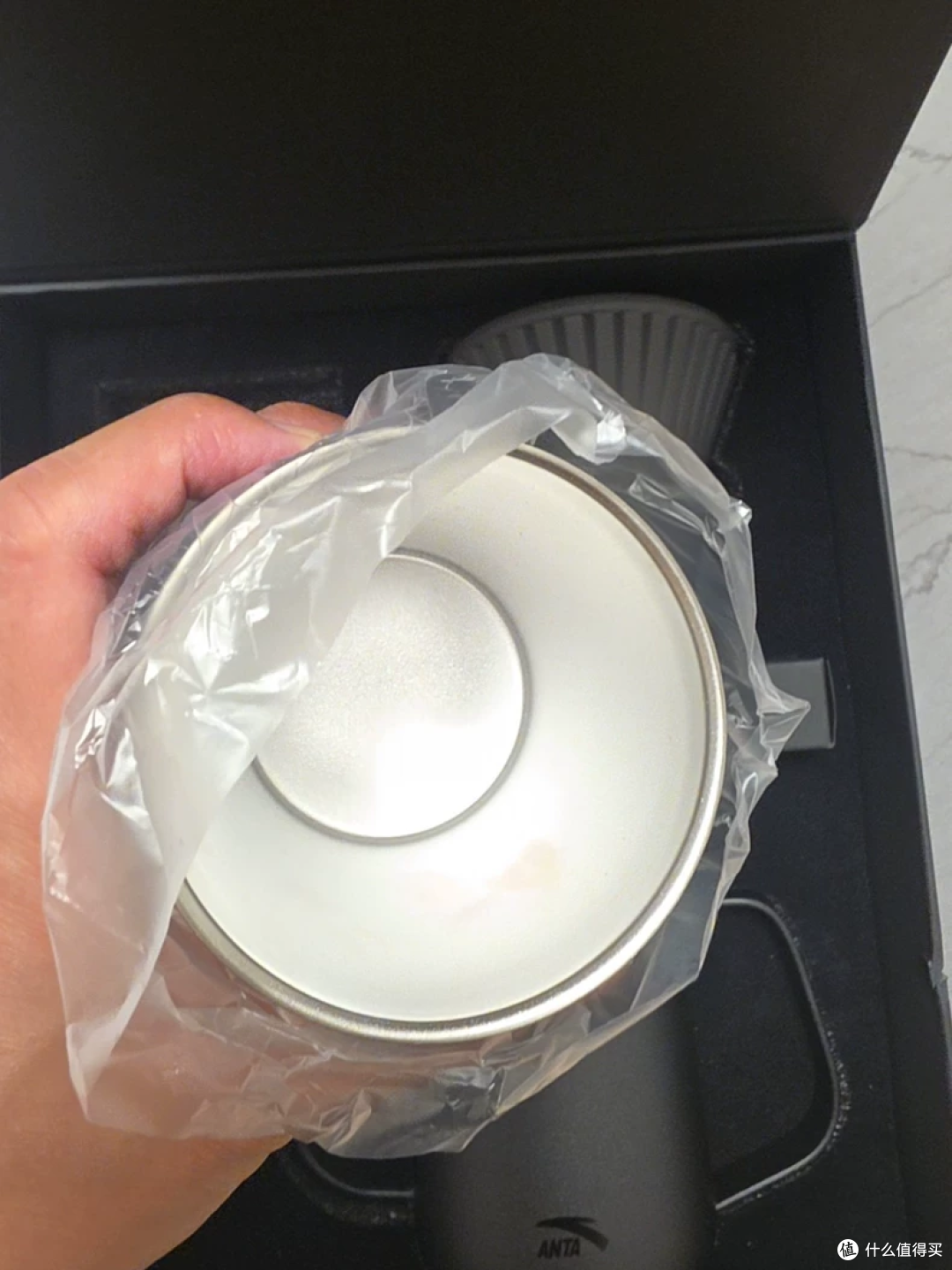 安踏居然还有咖啡机?二手鱼60多元,随手就能磨一杯咖啡
