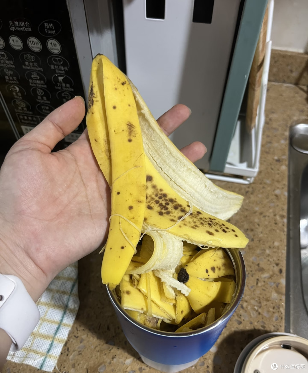 金枝玉叶最爱的肥料是它，在家就能做，不出半个月，叶肥桩更美！