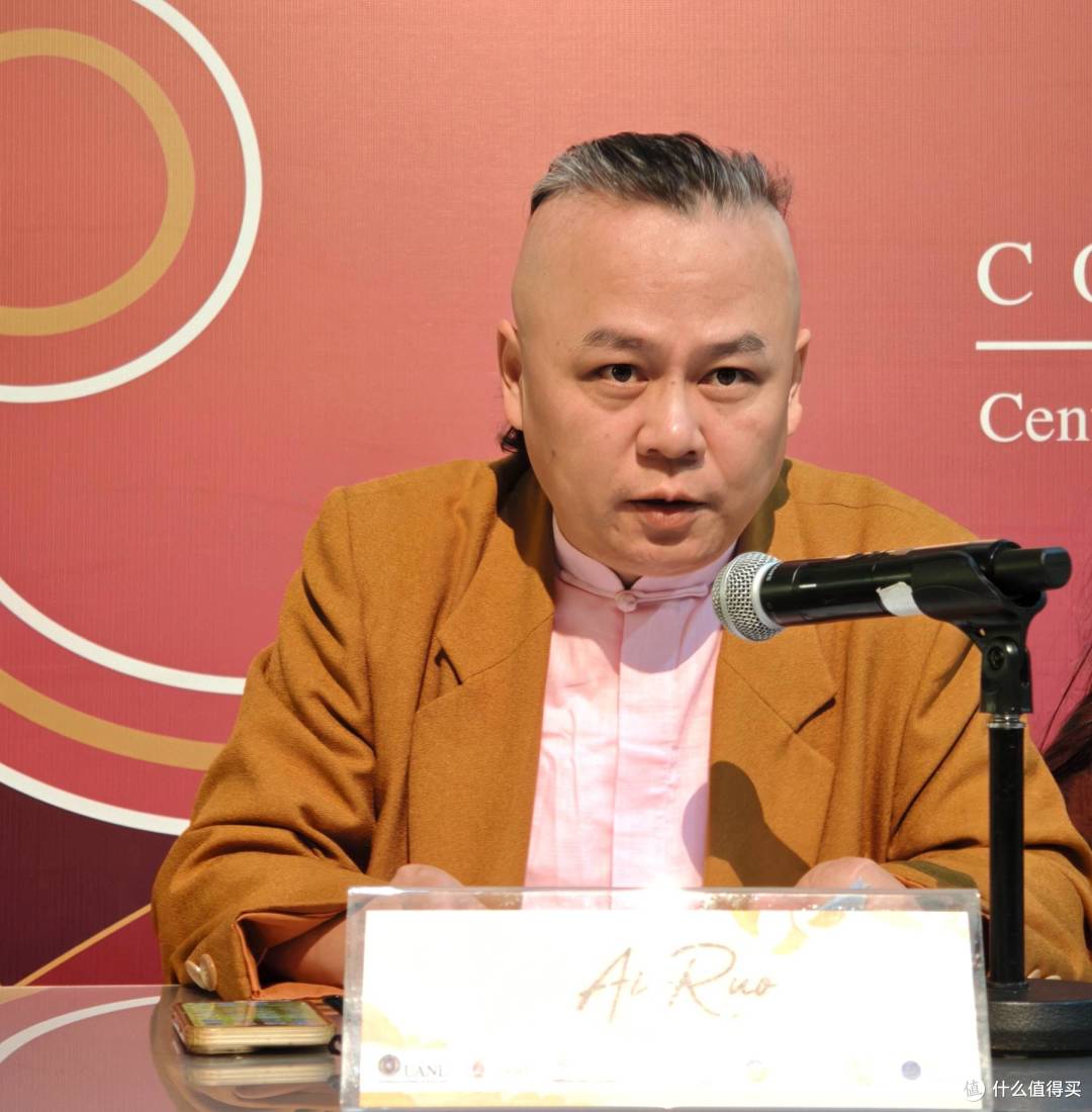 中国诗人走进墨西哥新莱昂州自治大学孔子学院开展诗歌交流活动