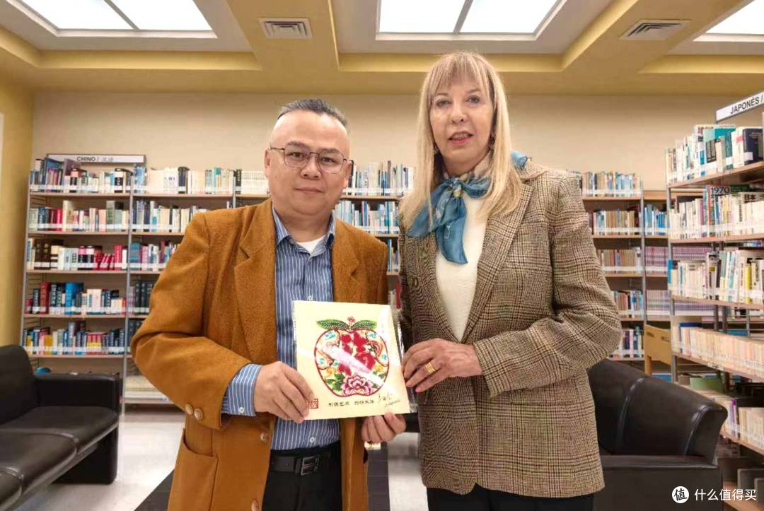 中国诗人走进墨西哥新莱昂州自治大学孔子学院开展诗歌交流活动