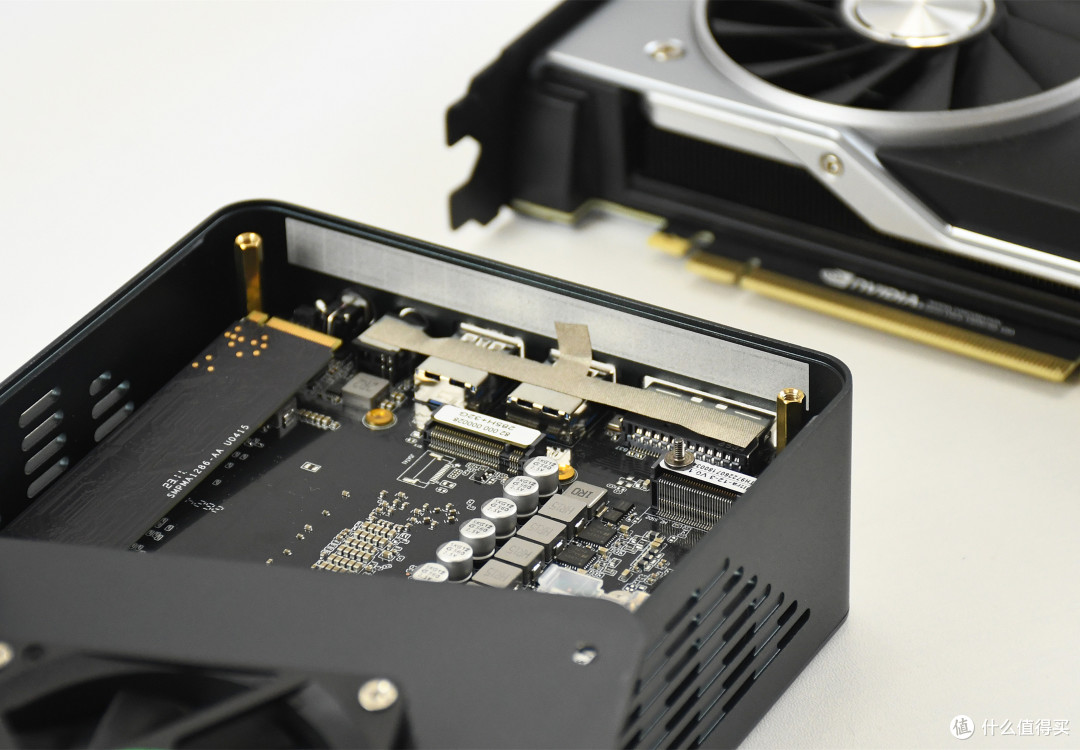 支持PCie 5.0 x8外接独显!Ultra 9迷你主机:TOPC Ti285简评