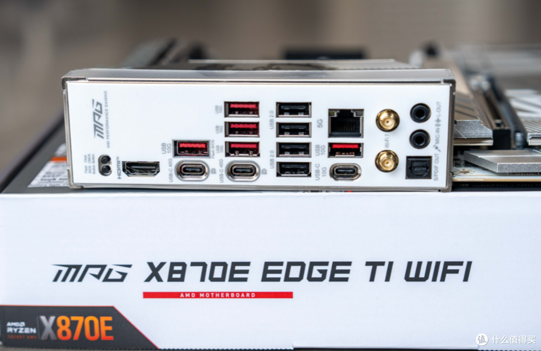 水冷也开始卷AI了？超频三北境GT360 Max实测分享