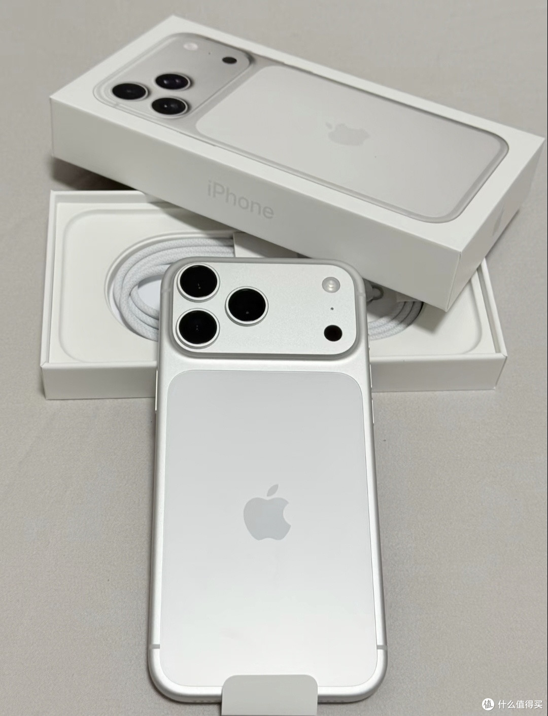 新iPhone真实开箱|颜值在线,优缺点坦白局