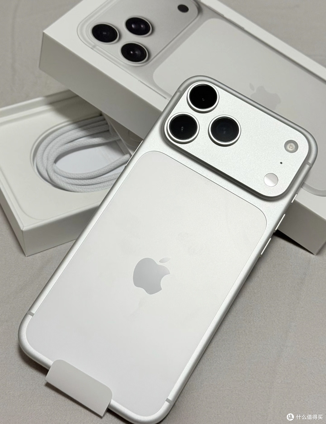 新iPhone真实开箱|颜值在线,优缺点坦白局