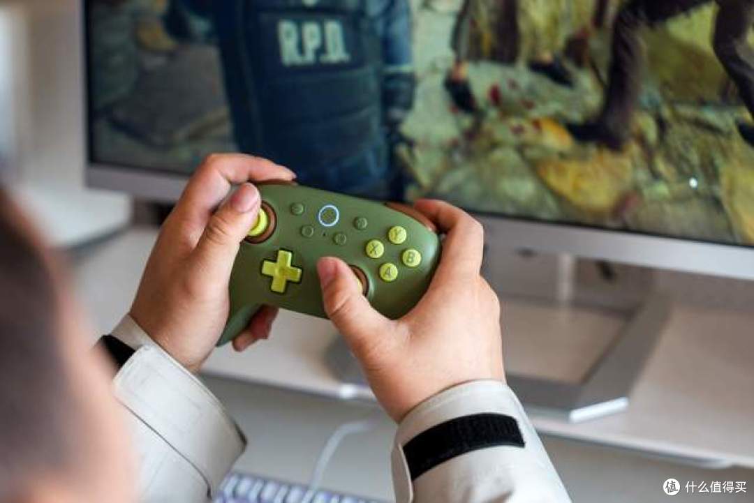 百元档硬核实力,八位堂猎户座3代青春竞技版,全场景游戏体验
