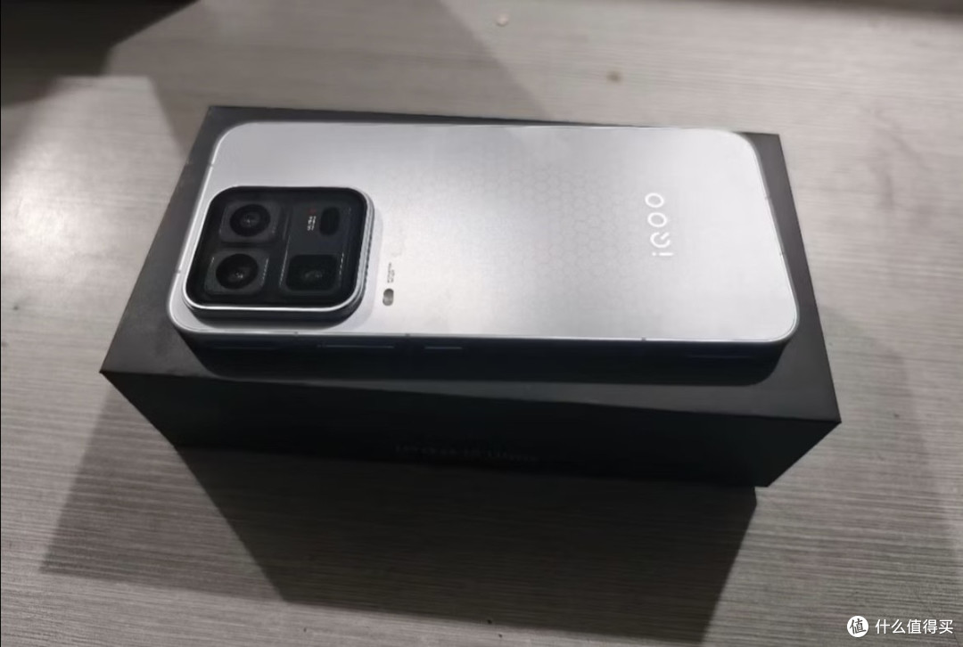 iQOO16双芯架构性能实测