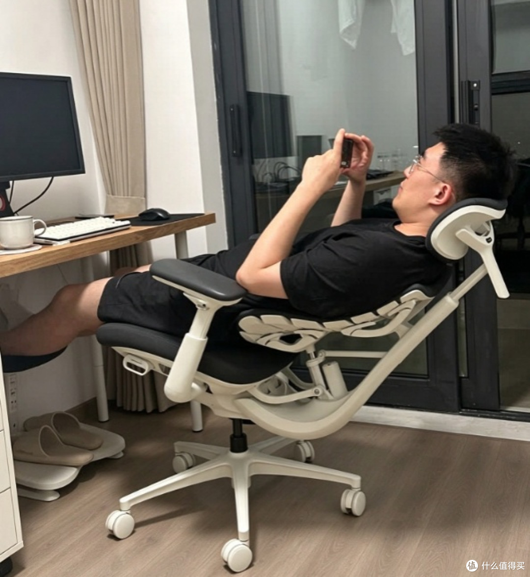电竞椅退役,新椅子上岗,我的腰终于不用上刑了