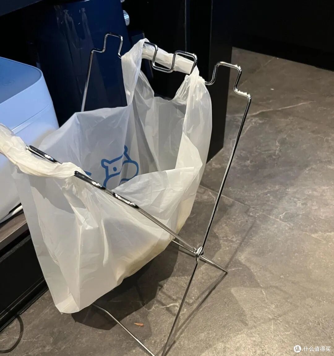 塑料袋,也有“邪修”用法?果然,没有一个袋子是白攒的!