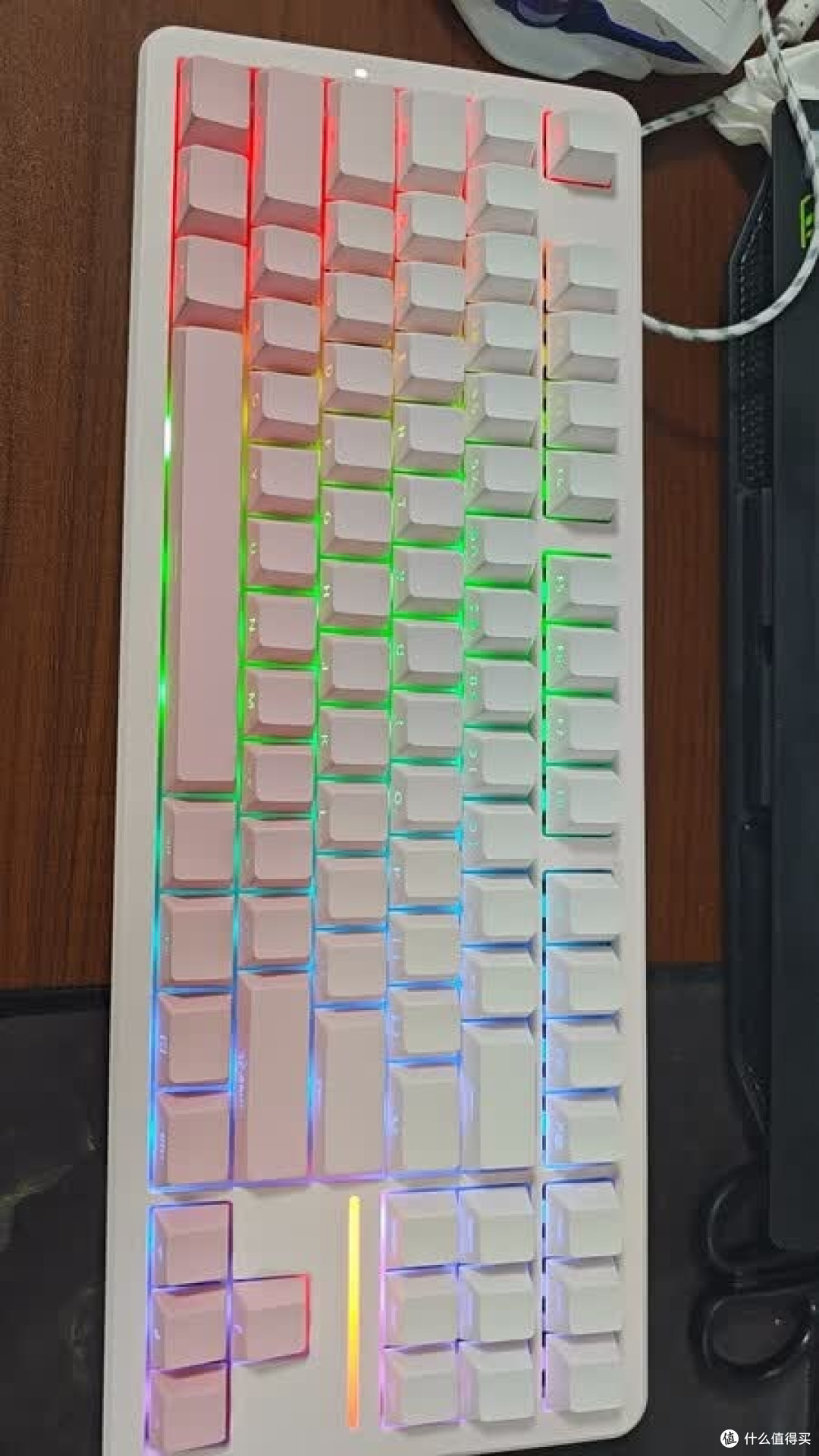 白粉渐变87键键盘实测体验