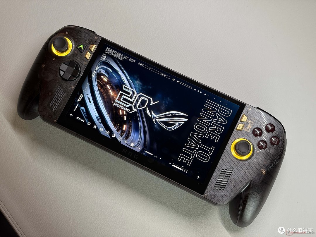 ROG Xbox Ally X20:屏幕升级值回票价,芯片原地踏步?