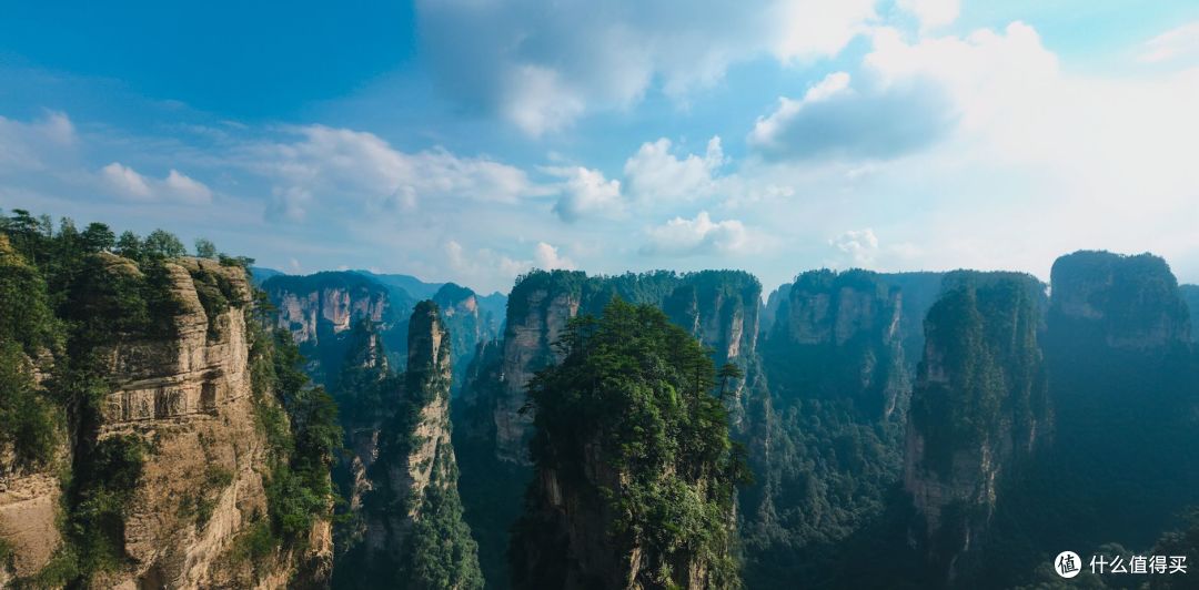 张家界武陵源—天门山:一块5A牌子,两座互不相干的山