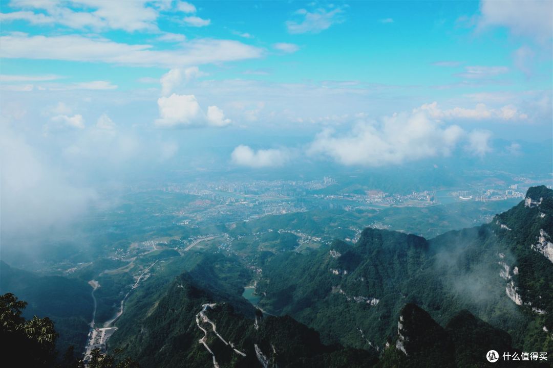 张家界武陵源—天门山:一块5A牌子,两座互不相干的山