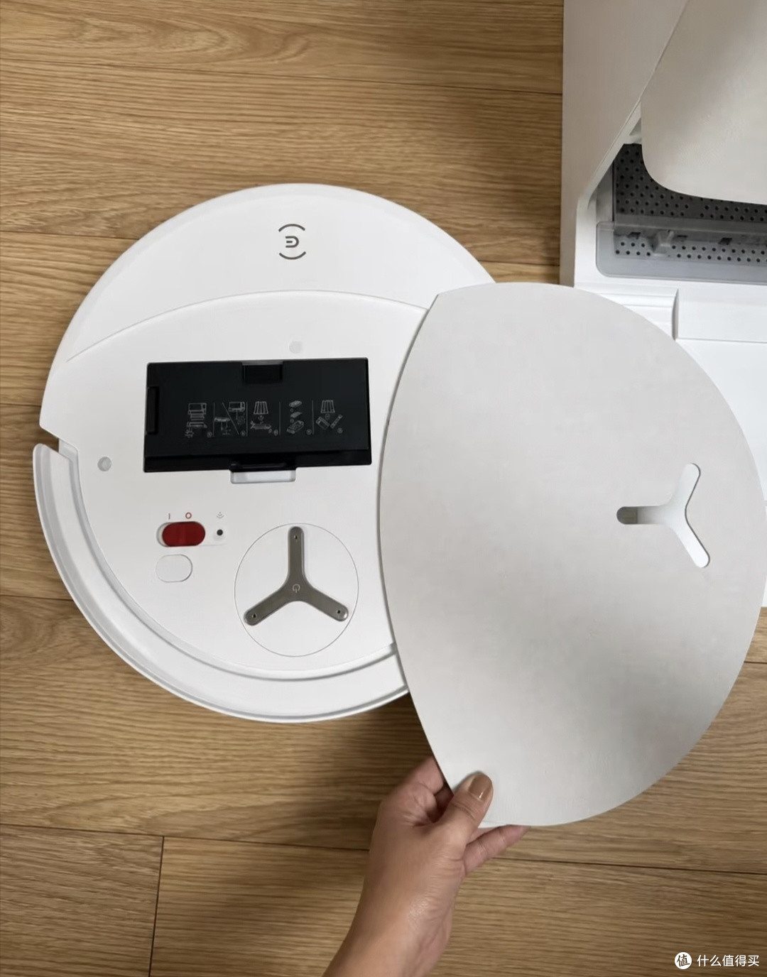 养宠家庭实测|科沃斯T30 Pro,终于不用剪滚刷猫毛了