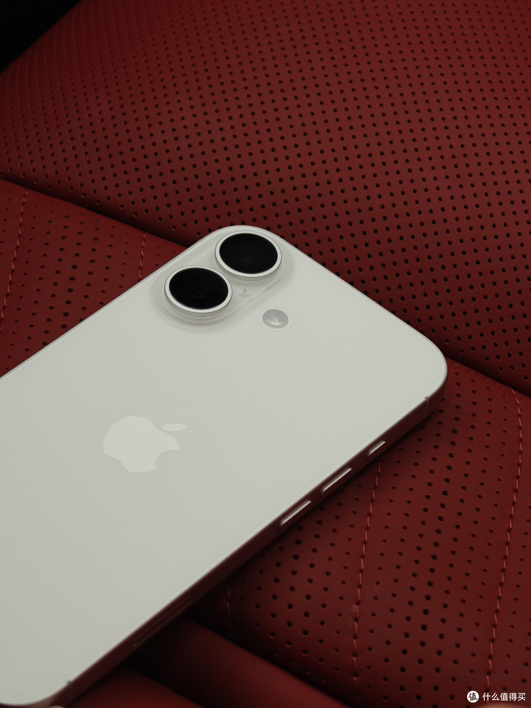 iPhone17标准版高刷与存储升级实测