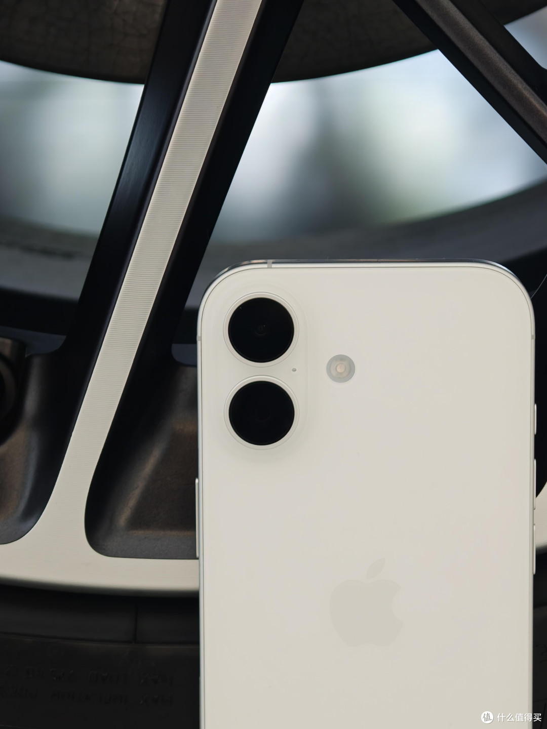 iPhone17标准版高刷与存储升级实测