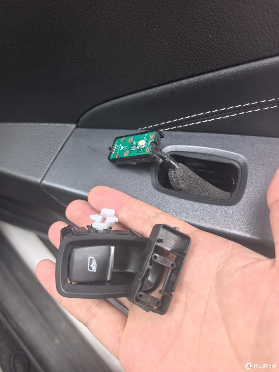 车厂倒闭怎么修车?两个配件自己换,只需32 元,比修理店省的多