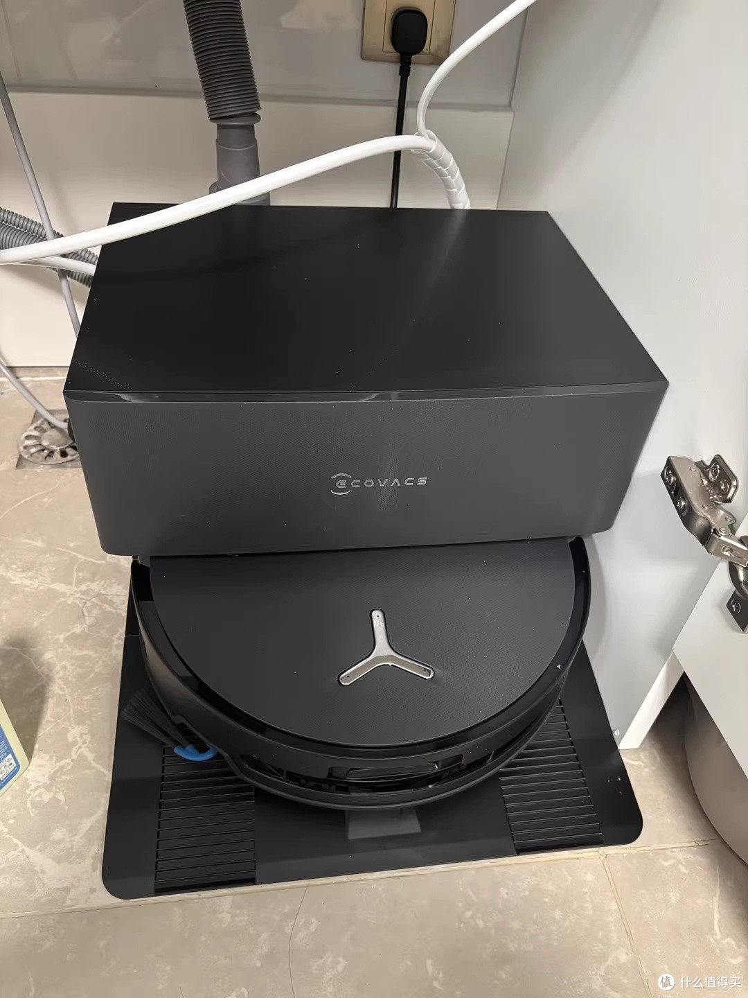 用了科沃斯T90S PRO后,我把拖把挂起来了