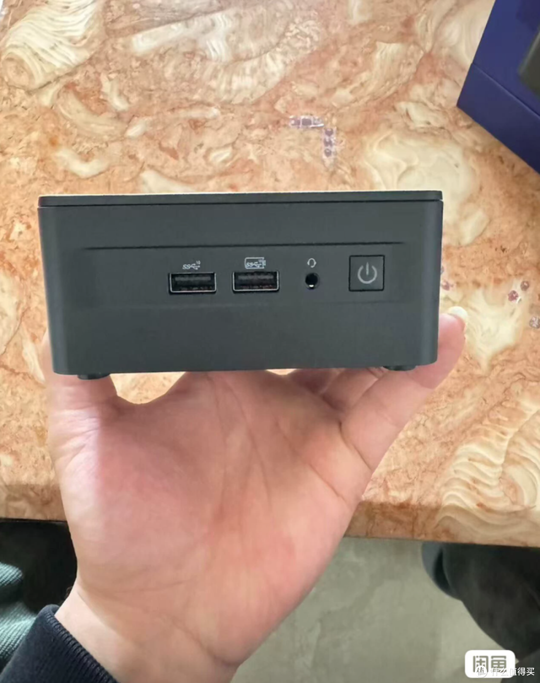 小黄鱼惊现仅拆封激活NUC顶配小主机!32GB+1TB要3300元,值吗?