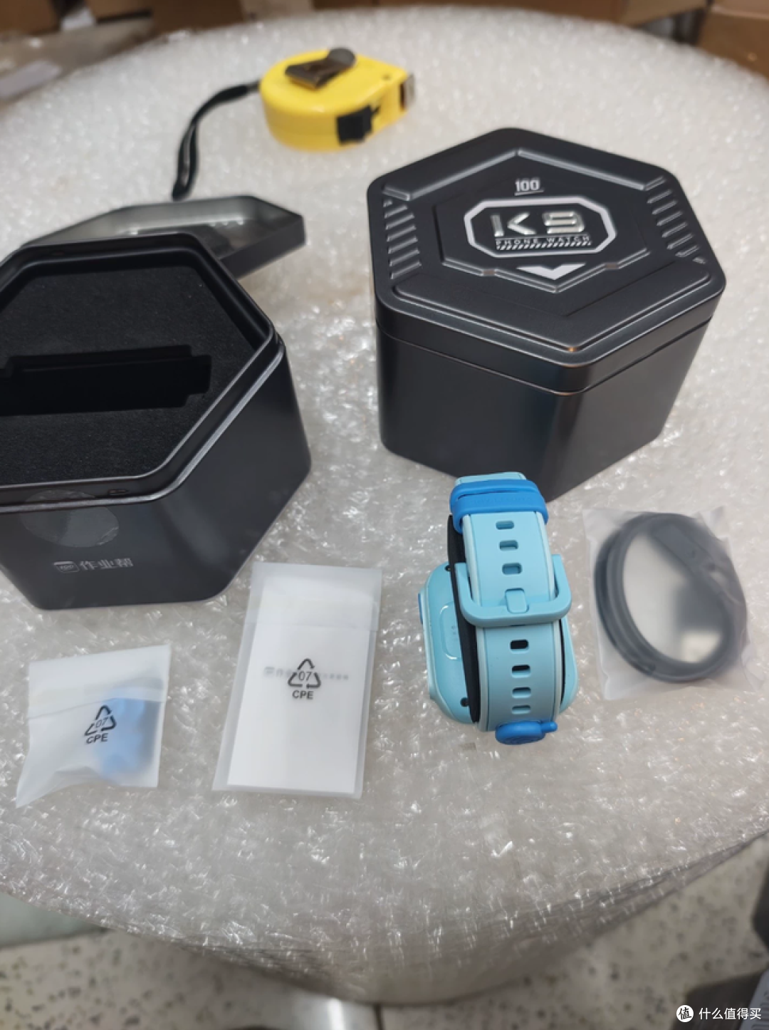 小黄鱼流入大量作业帮K9电话手表!全新未拆封仅155元,能冲吗?