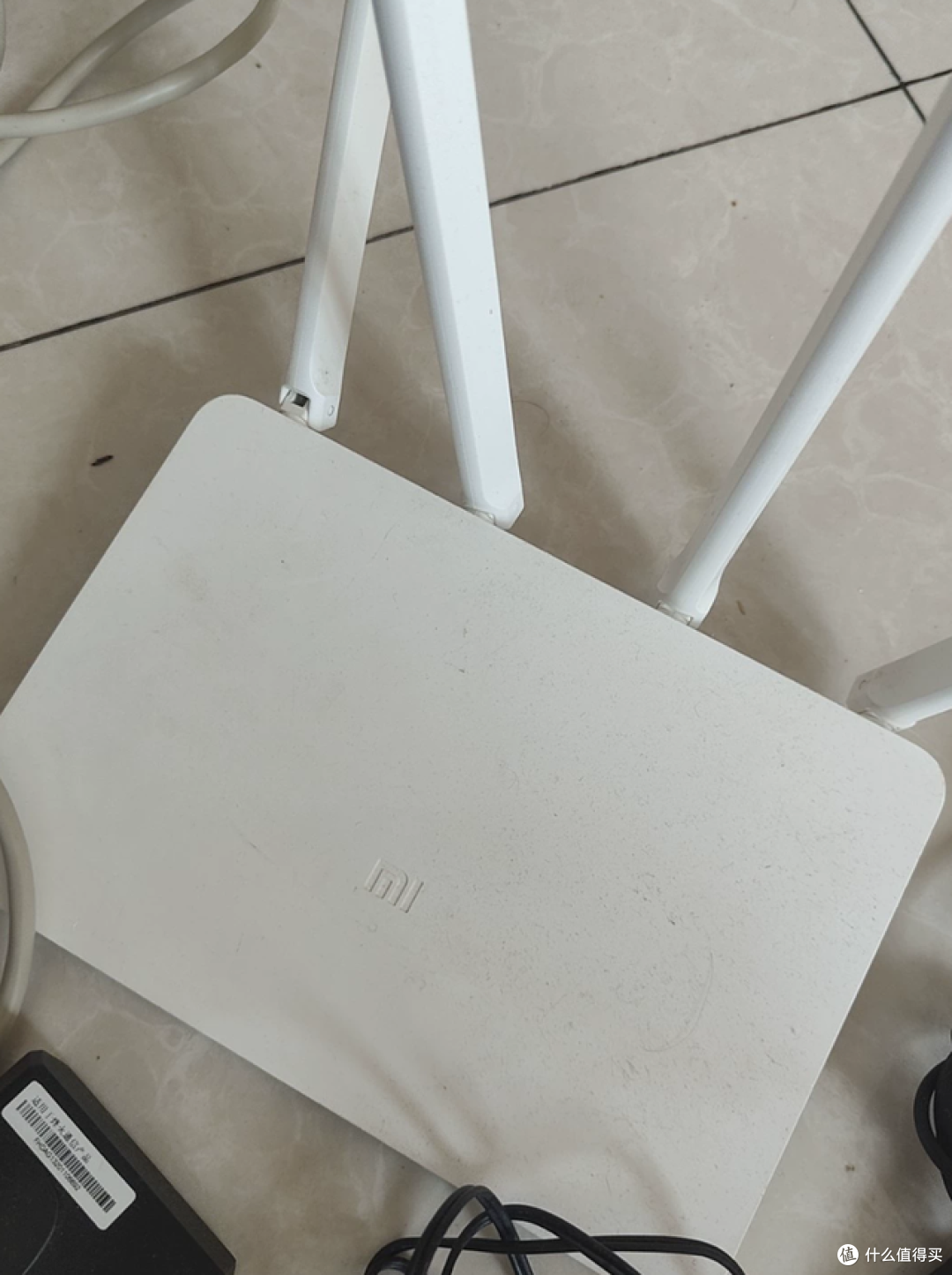 小黄鱼惊现超低价小米路由器!千兆+三样赠品才20元,是坑还是漏