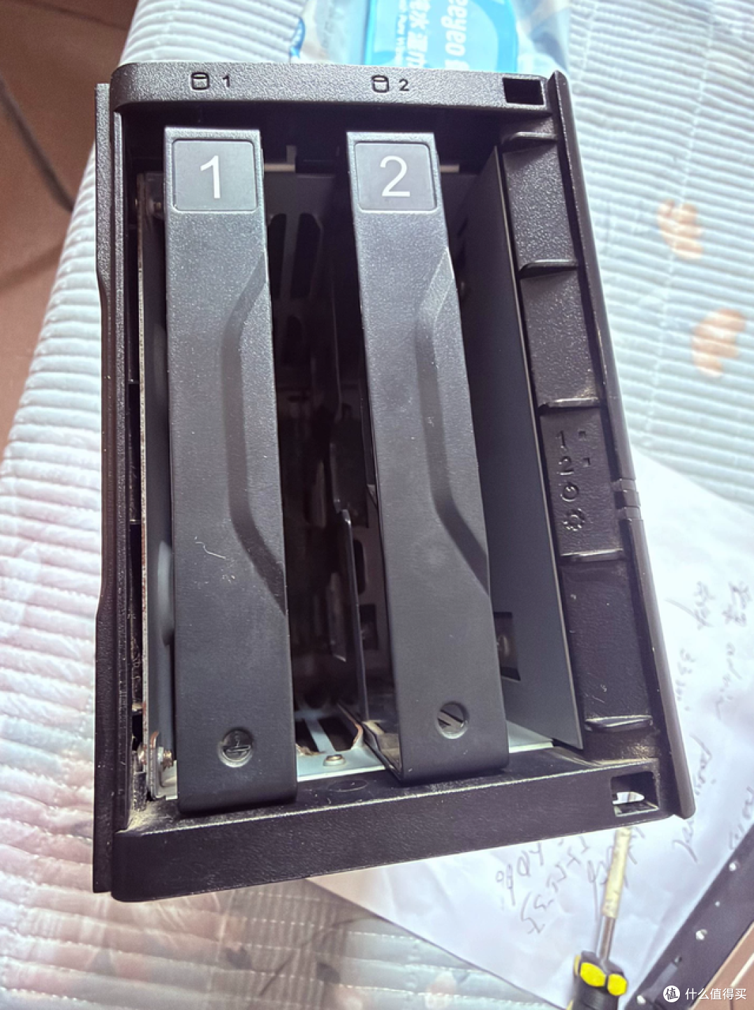 小黄鱼惊现白菜价巴法络NAS!睡眠0.9瓦的机器只要80元值吗?
