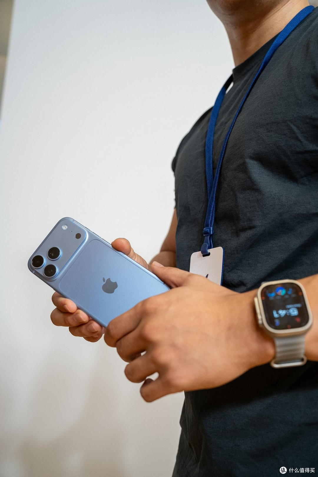 iPhone首发至618价格与保值分析
