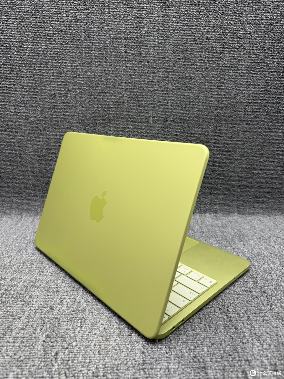 MacBook Neo学生实测与选购建议