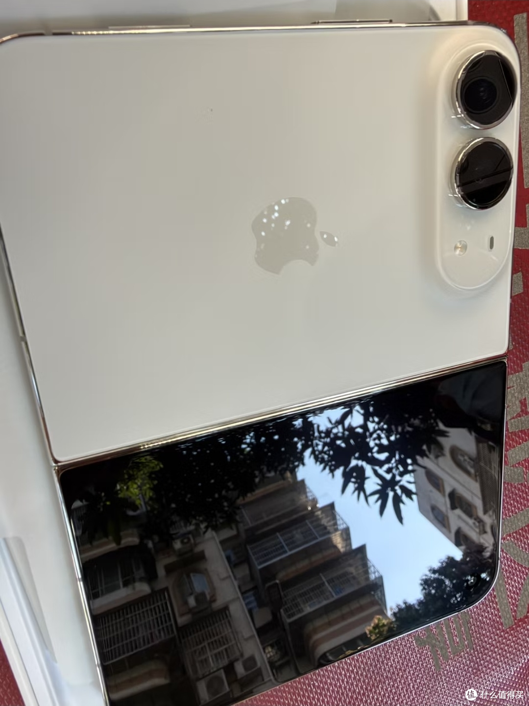 【避坑实录】15999元的iPhone Duo,屏幕裂得比我的心态还快