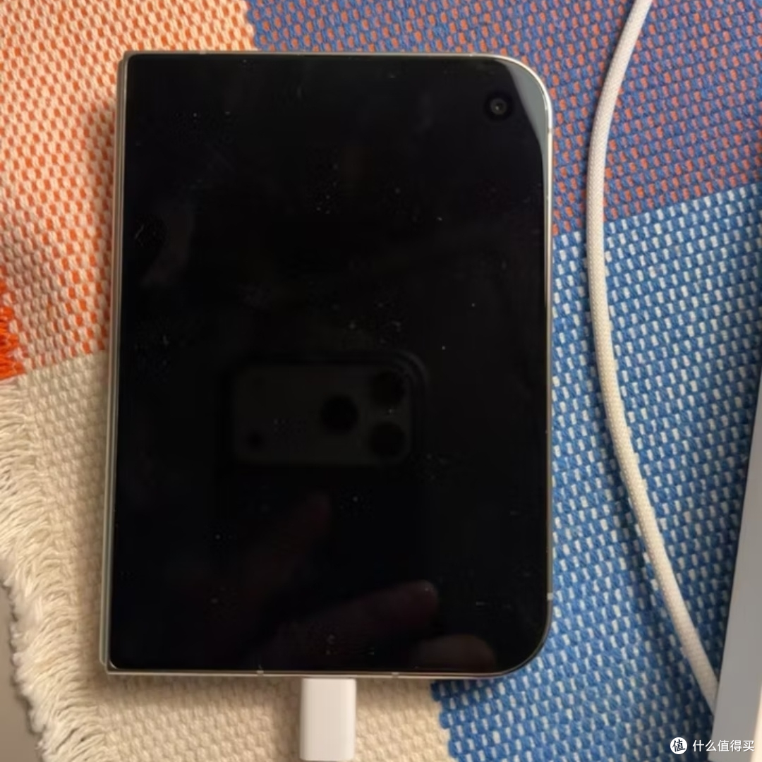 【避坑实录】15999元的iPhone Duo,屏幕裂得比我的心态还快