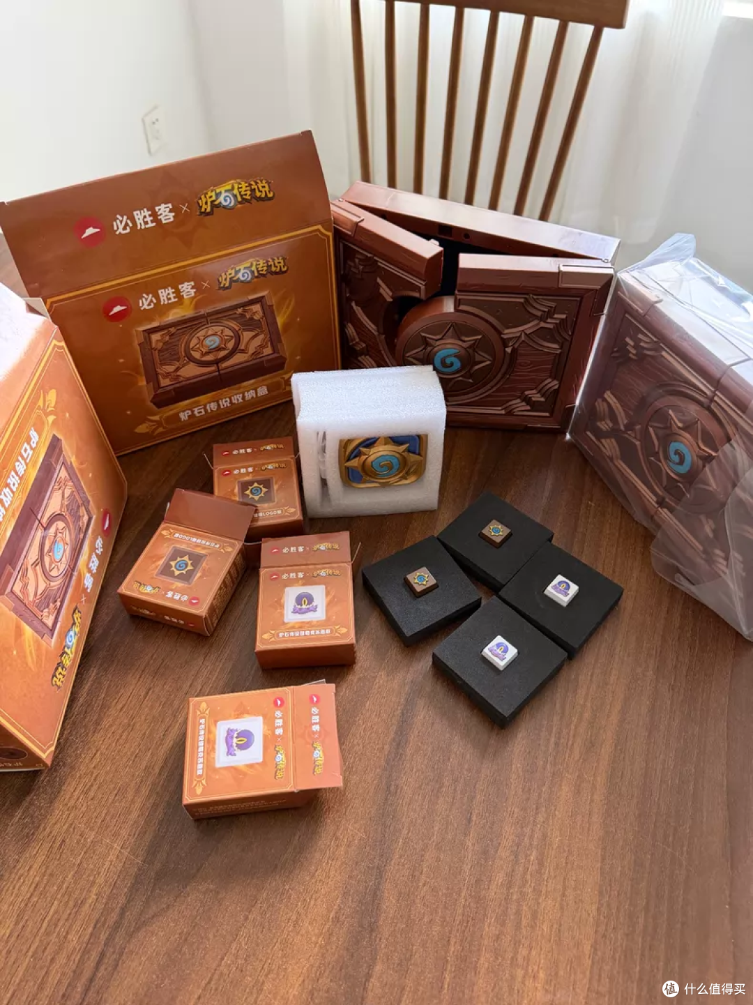 必胜客×炉石传说联名！限定蓝牙音响15元，克苏恩来了！