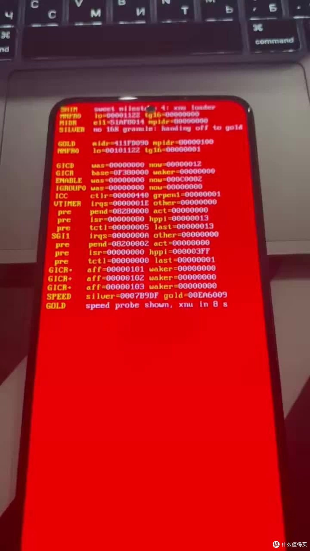 小米8刷入iOS 16.5伪装iPhone X：真机能启动，日用还早