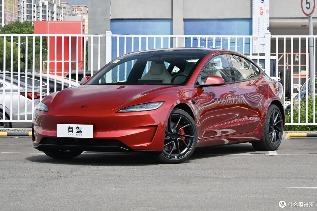 每召回十辆车，将近四辆问题出在辅助驾驶