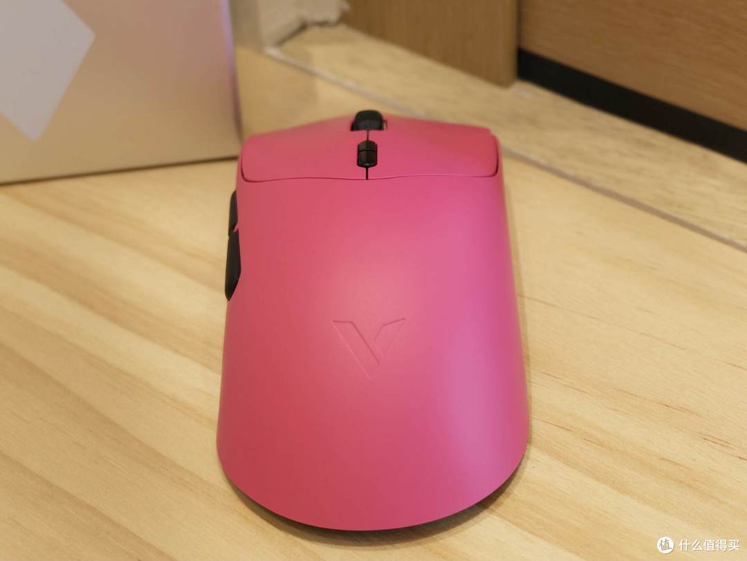 大手小手怎么选?雷柏VT7 V2和雷柏VT7s PROV2双游戏鼠标实测对比