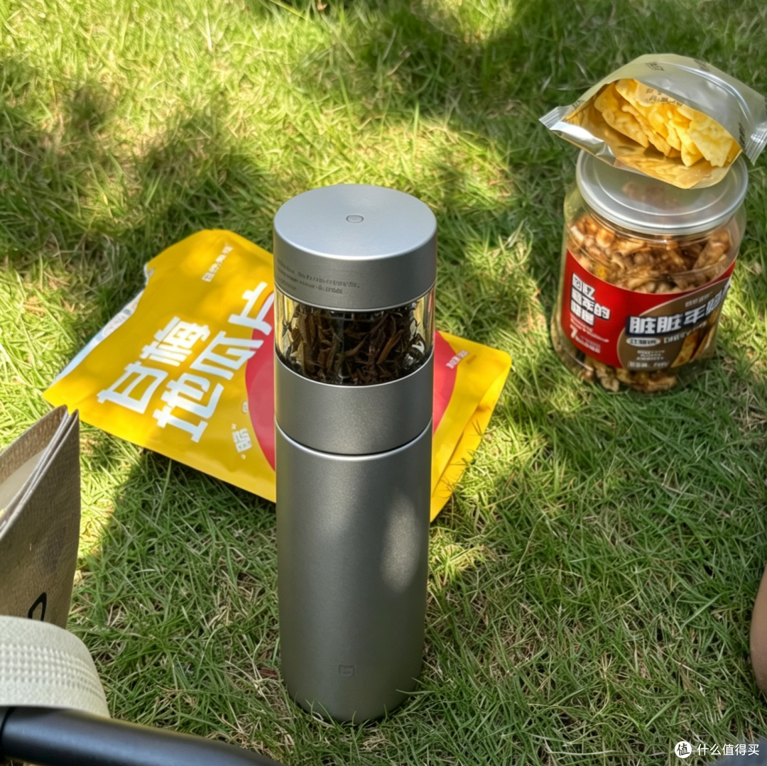找了好久的泡茶杯！米家这只钛保温杯 茶水分离版终于戳中我了