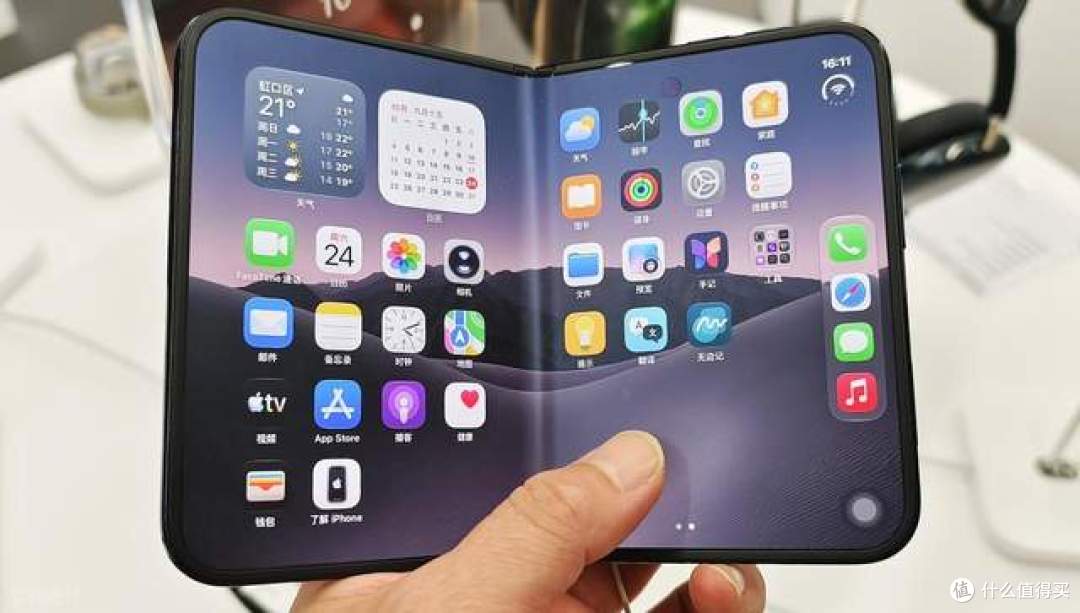 iPhone Duo开售即翻车！新机到手数小时屏幕开裂，售后却怀疑人为