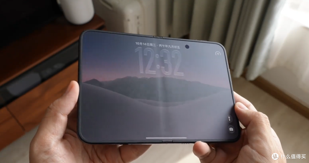 踩小米，捧苹果？钟文泽视频惹争议，iPhone Duo是磨砂膜吗