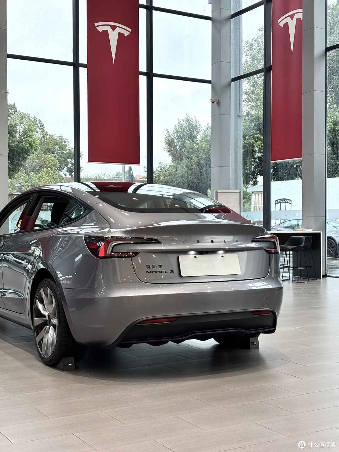 Model 3驾乘体验与选购建议