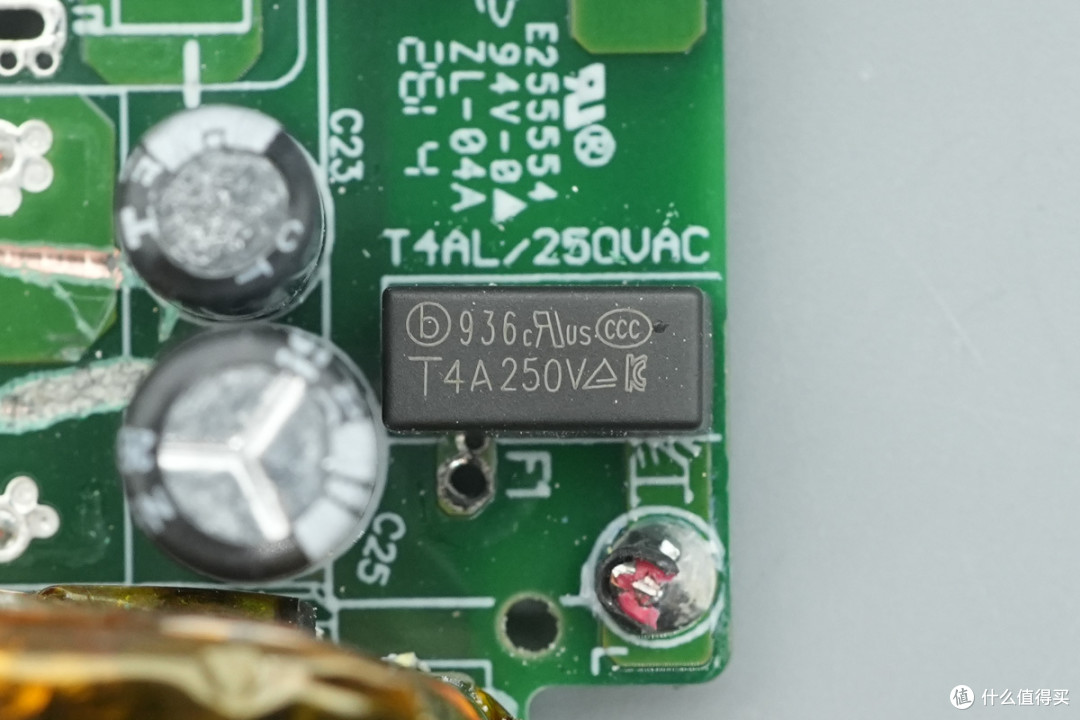 拆解报告:联想150W多口USB-C氮化镓电源适配器