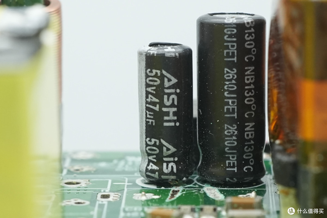 拆解报告:联想150W多口USB-C氮化镓电源适配器